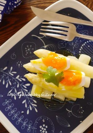 今が旬♫茹でホワイトアスパラ＆半熟卵-レシピのメイン写真