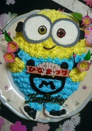 ミニオン ケーキ★ キャラ 立体ケーキ-レシピのメイン写真