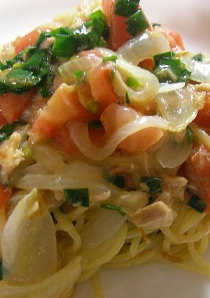 ランチに☆トマトとニラとツナのパスタ-レシピのメイン写真