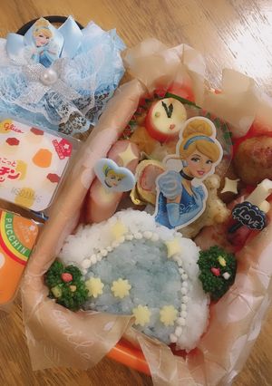 プリンセス弁当 ♕シンデレラ キャラ弁-レシピのメイン写真