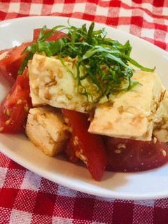 お豆腐とトマトのごまおかかサラダ。-レシピのメイン写真
