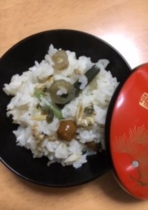 アサリ缶と山菜の炊きこみおこわ-レシピのメイン写真