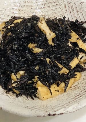 甘くないしょうがのきいたひじき煮-レシピのメイン写真
