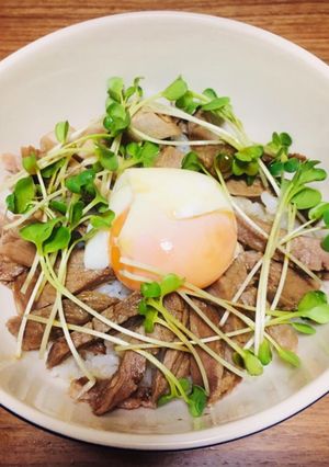 温玉チャーシュー丼-レシピのメイン写真