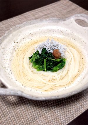 釜揚げしらすとモロヘイヤの素麺-レシピのメイン写真