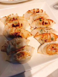 簡単★白菜と豚ミンチで手作り餃子-レシピのメイン写真