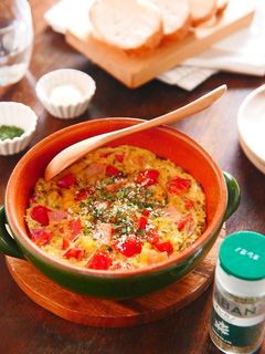 ハムとミニトマトのレンチン!オムレツ-レシピのメイン写真