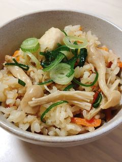 きのこの炊き込みご飯-レシピのメイン写真
