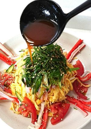 簡単夏を乗り切れ韓国風冷中華万能たれ冷麺-レシピのメイン写真