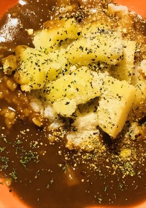 レトルト●バジルポテトサラダのせカレー-レシピのメイン写真