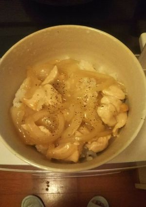 鶏肉と玉ねぎのコンポタ丼(一人前)-レシピのメイン写真