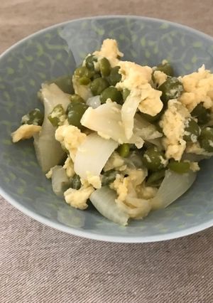 エンドウ豆と新玉ねぎの卵とじ-レシピのメイン写真