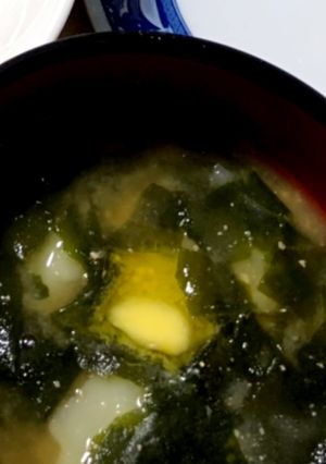 じゃがいもとワカメの味噌汁☻-レシピのメイン写真