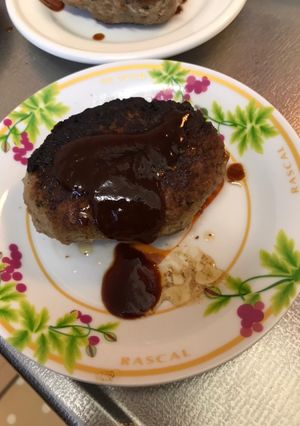 ハンバーグ-レシピのメイン写真