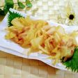 新玉ねぎと魚肉ソーセージのかき揚げ