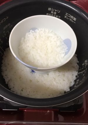 お茶碗で♡離乳食後期♡炊飯器おかゆ-レシピのメイン写真
