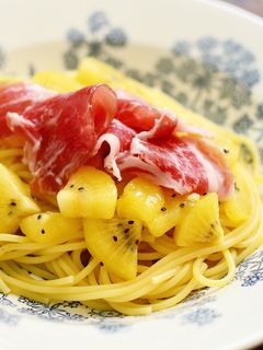キウイと生ハムのかんたん冷製パスタ-レシピのメイン写真