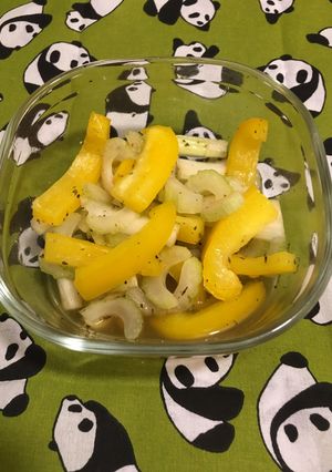 セロリとパプリカの酢漬け-レシピのメイン写真