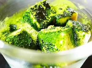 超簡単ヘルシーおやつ！黒蜜抹茶がけ豆腐-レシピのメイン写真