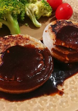 新玉ねぎを食らいつくすハンバーグ！-レシピのメイン写真