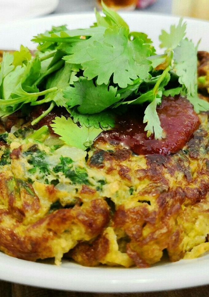 パクチーたっぷり《アジアン風オムレツ》-レシピのメイン写真