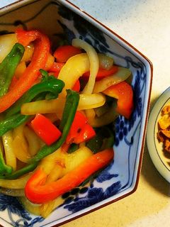 ガーリックチップとガーリック風味野菜炒め-レシピのメイン写真