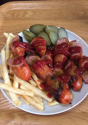 カリーブルスト(カレーソーセージ)-レシピのメイン写真