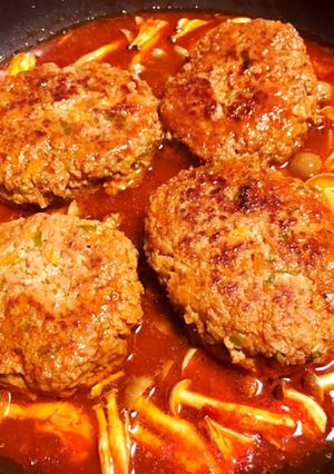 初心者向け、煮込みハンバーグ-レシピのメイン写真
