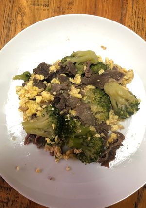 ダイエット牛肉ブロッコリー卵炒め-レシピのメイン写真