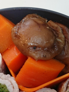 薄味だけど美味しい✨人参と椎茸の煮しめ-レシピのメイン写真