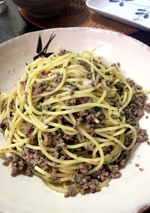 たっぷりパセリとミンチのあっさりパスタ-レシピのメイン写真