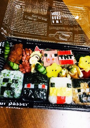 キャラ弁！マイクラ遠足行楽弁当-レシピのメイン写真