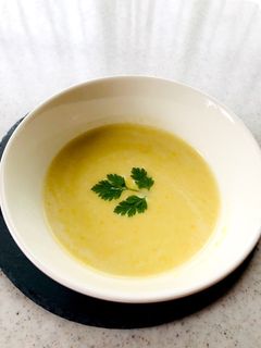 とうもろこしと新玉ねぎの冷製ポタージュ-レシピのメイン写真