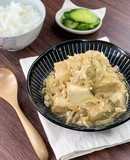 肉豆腐風＊厚揚げと玉ねぎ・鶏ひき肉の煮物