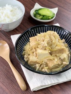 肉豆腐風*厚揚げと玉ねぎ・鶏ひき肉の煮物-レシピのメイン写真