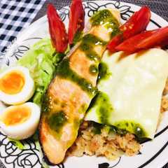 トマトピラフと鮭のジェノベーゼプレート-レシピのメイン写真