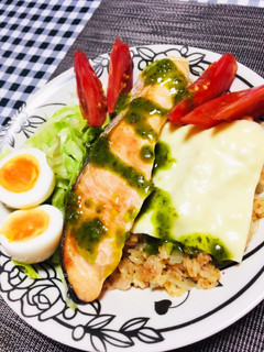 トマトピラフと鮭のジェノベーゼプレート-レシピのメイン写真