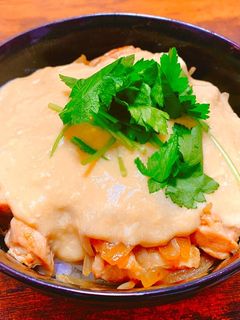 とろとろ卵餡の新感覚親子丼【やきとり缶】-レシピのメイン写真
