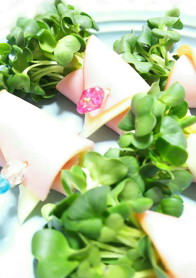 ✿簡単♪かいわれ大根とチーズのハム巻き✿-レシピのメイン写真