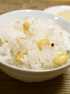 大豆と梅干の炊き込みご飯-レシピのメイン写真