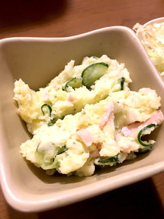ちょっと贅沢✧*サワークリームポテサラ-レシピのメイン写真
