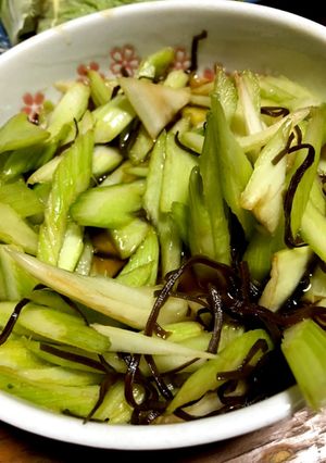 セロリ大好きさんのうまうま簡単浅漬け-レシピのメイン写真