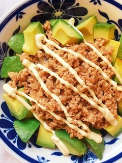 *ピリ辛!中華風鶏そぼろ丼*-レシピのメイン写真