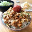 ビーチク納豆サラダ丼(梅干し)