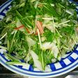 玉ねぎとカニかまのサラダ