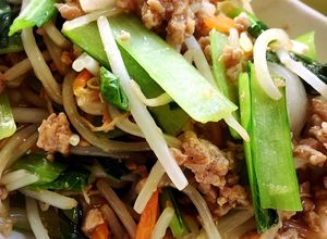 小松菜ともやしとひき肉のオイスター炒め-レシピのメイン写真
