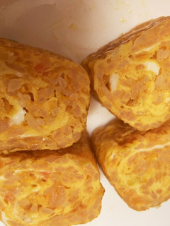 食べごたえバッチリ☆チキンライスの卵焼き-レシピのメイン写真