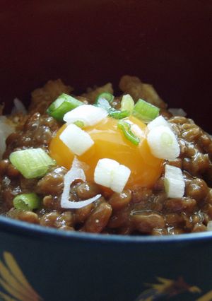 さくさくでうまうま！天かすと納豆丼♪-レシピのメイン写真