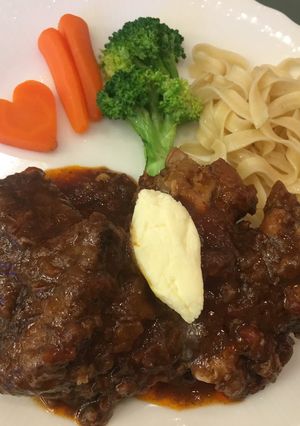欲張りビーフとチキンの本格的ワイン煮込み-レシピのメイン写真