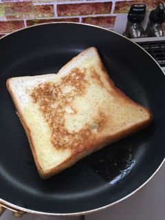 フライパンであっという間トースト-レシピのメイン写真